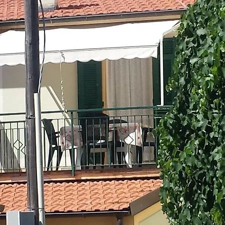 Casa Vacanza Vera *
